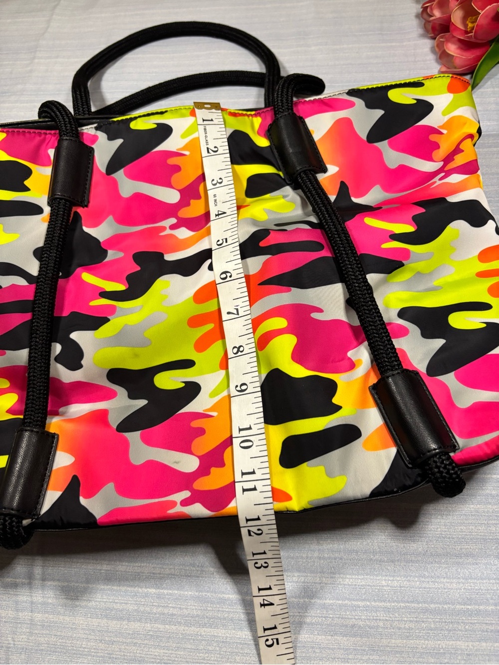 Neon Camouflage Tote Bag with Black Rope Handles pre-owned - Picture 5 of 16
